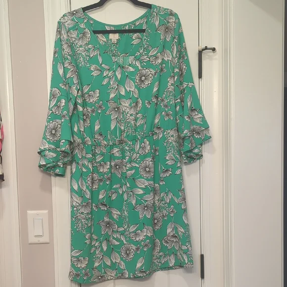 green emerald velvet dress Dreaming of a New Day Floral Maxi Dress main image 1